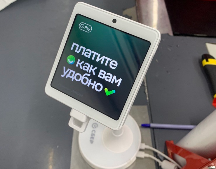 Почему лучше расплачиваться картой Почему лучше расплачиваться картой