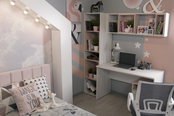 Стол RUMIKA PINK