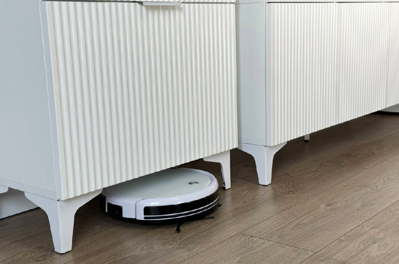 Гостиная "Зефир К1" (2200х424х1900) белое дерево/белый муар/белый (эмаль)